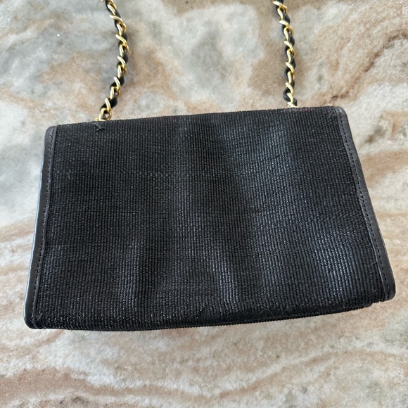 Authentic, Chanel Rafa handbag - Picture 3 of 8